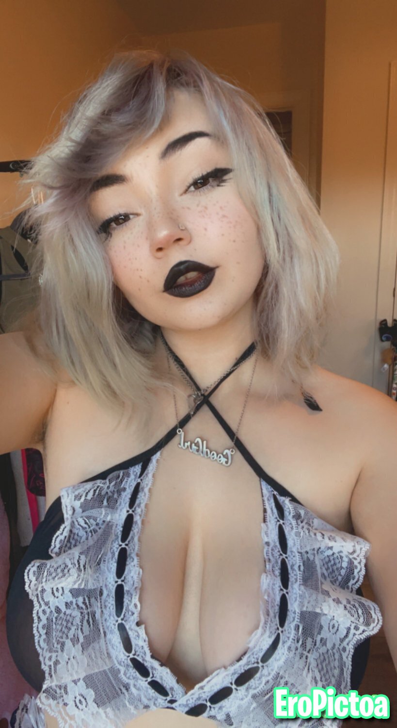 Busty Emo Webslut🖤💦 photo featuring goth milkers - Part 16
