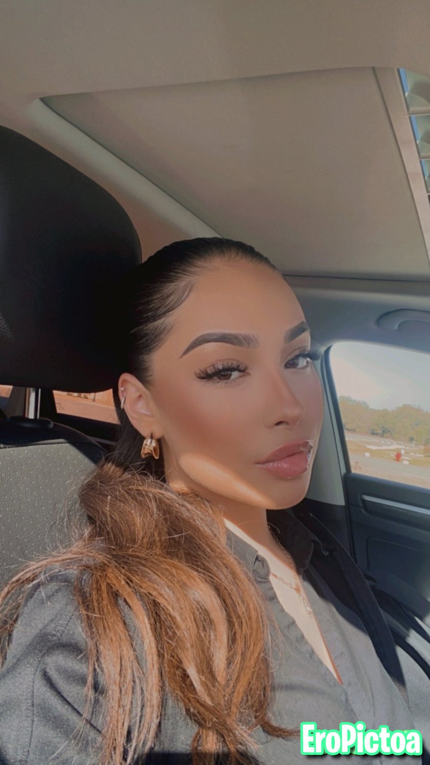 IG baddie exposed photo featuring slut - Part 8