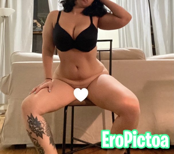 IG Model Thick Nude$ l3@K photo featuring handjob - Part 16