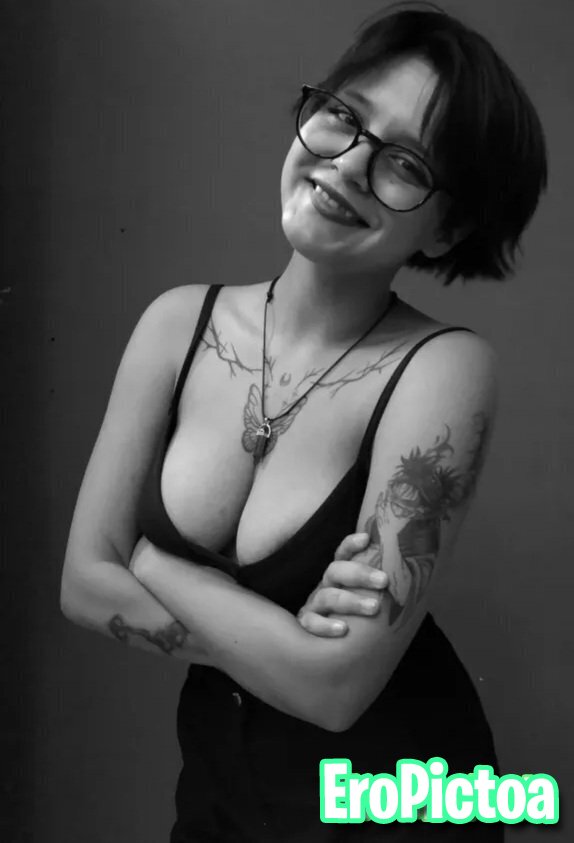pendeja tetona de ig photo featuring putita - Part 8