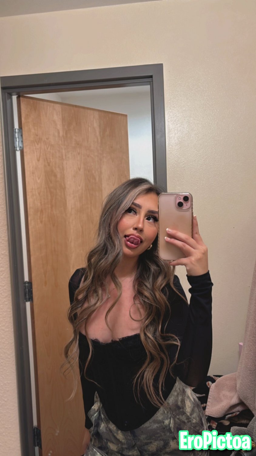 IG basic Latina slut photo featuring Latina - Part 28