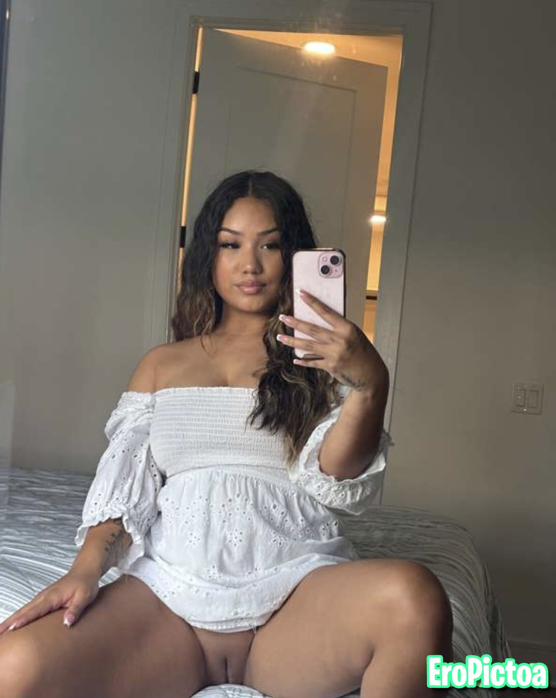 Instagram thot pt14 photo featuring cumslut