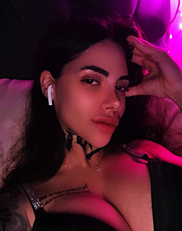 Thumbnail for Tetona de Instagram
