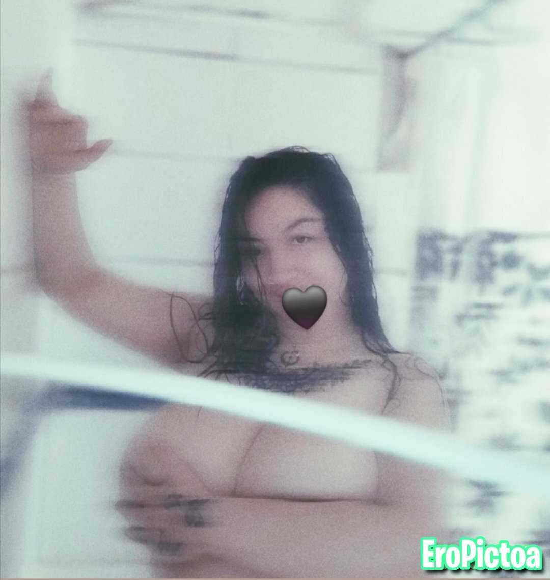 Chilena instagram (parte3) photo featuring Culona