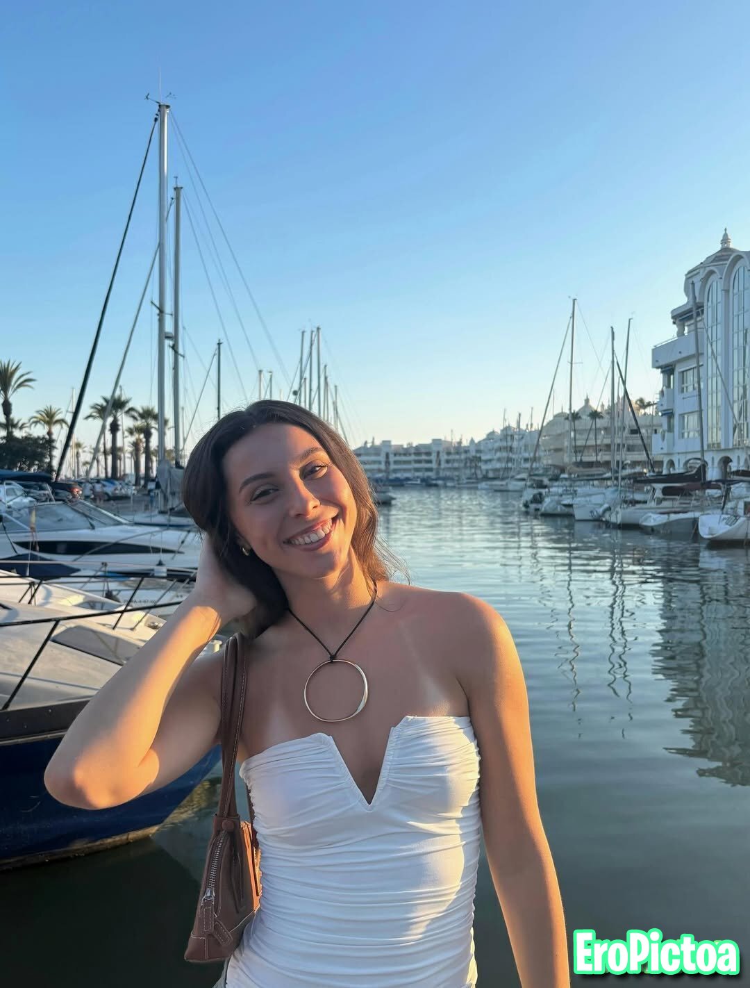 Evelia photo - Part 1 Evelia photo - Part 1
