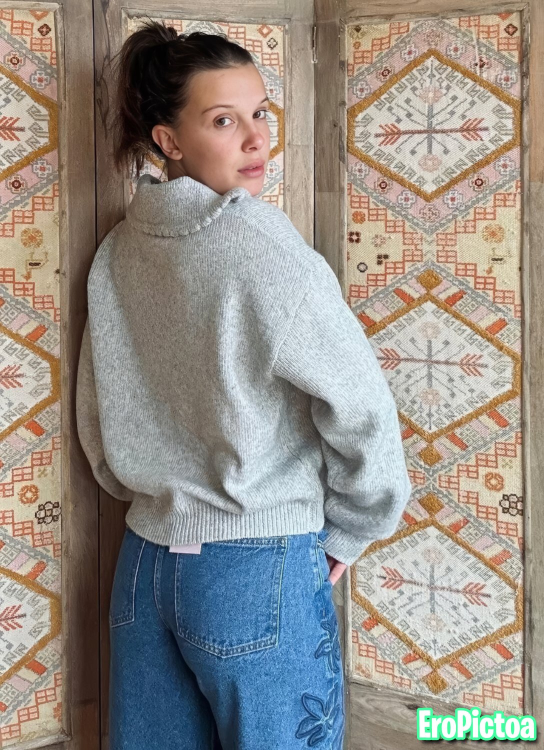 Millie Bobby Brown photo featuring british celeb - Part 59