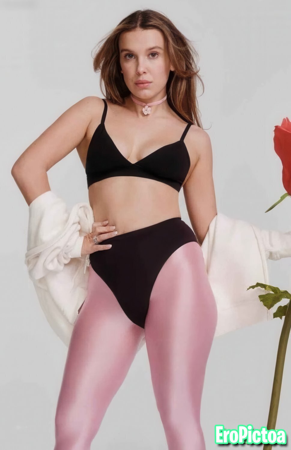 Millie Bobby Brown photo featuring brunette - Part 76