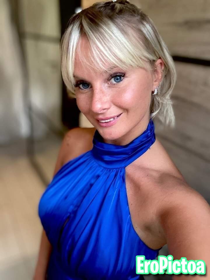 Deborah belgian slut photo
