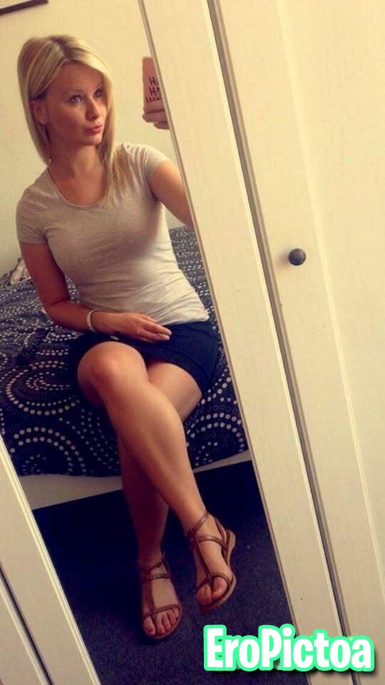 Deborah belgian slut photo