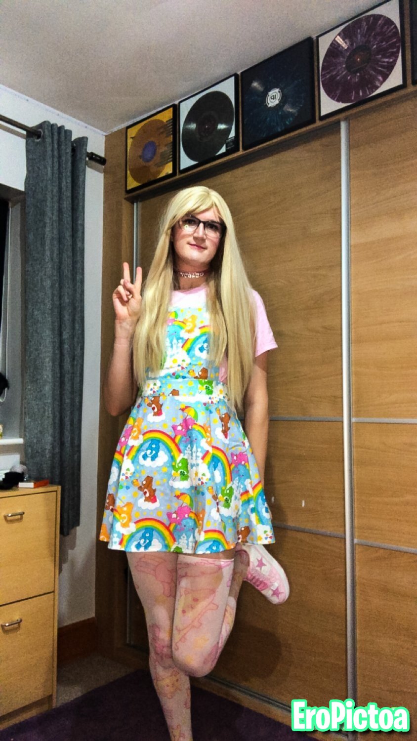 Sissy Millie “Rainbows” photo Sissy Millie “Rainbows” photo