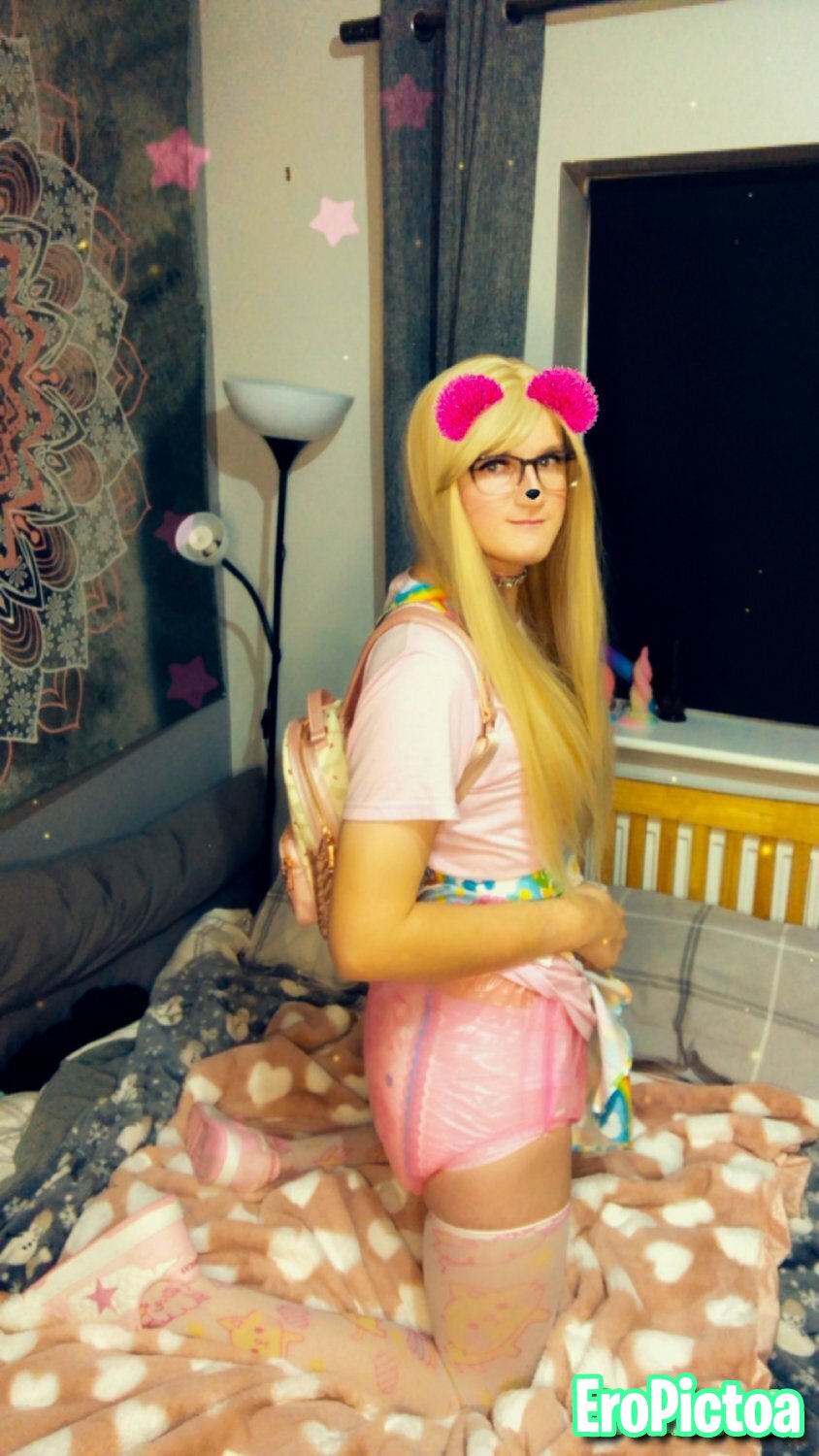 Sissy Millie “Rainbows” photo Sissy Millie “Rainbows” photo