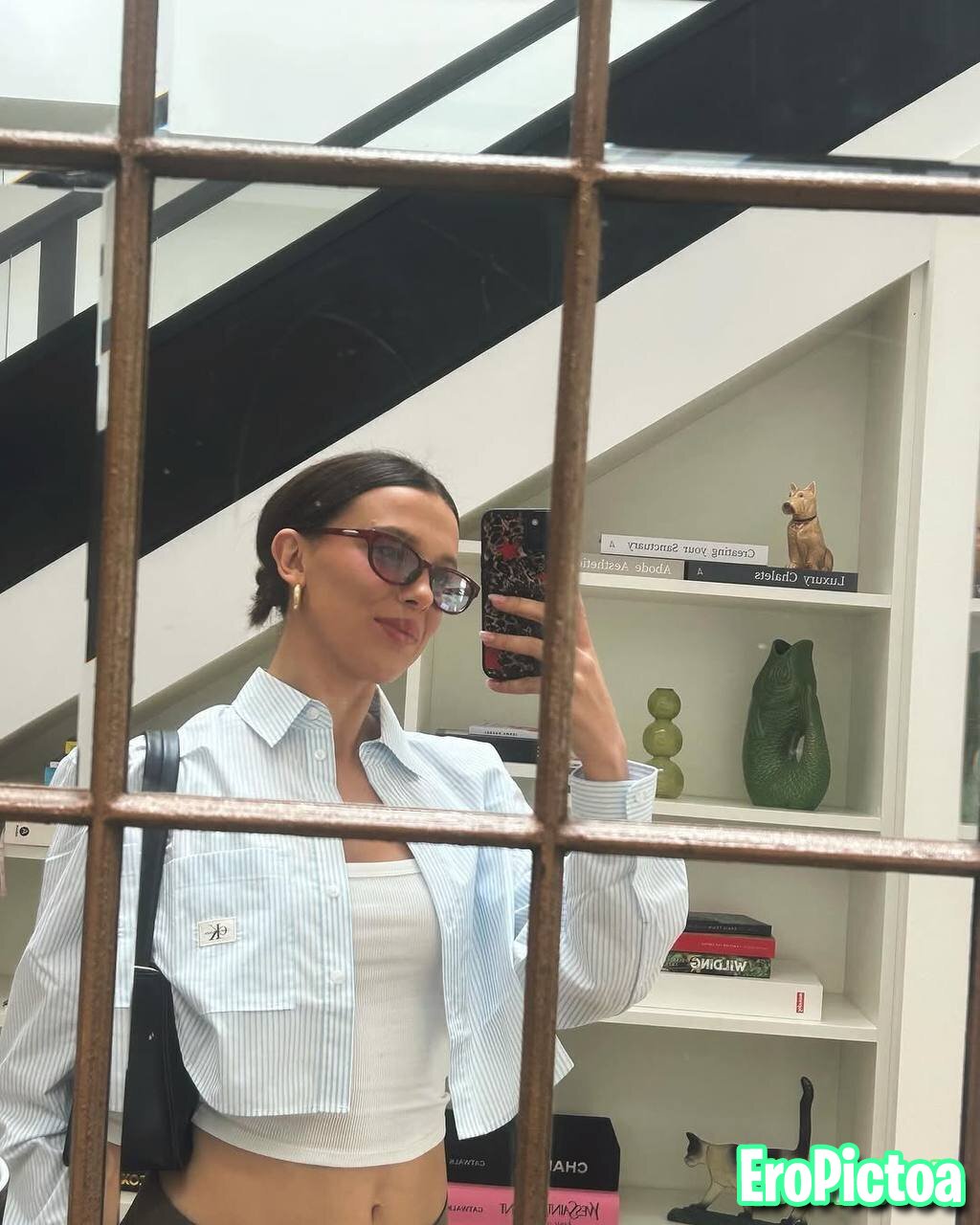 Millie bobby brown photo featuring bobby - Part 44