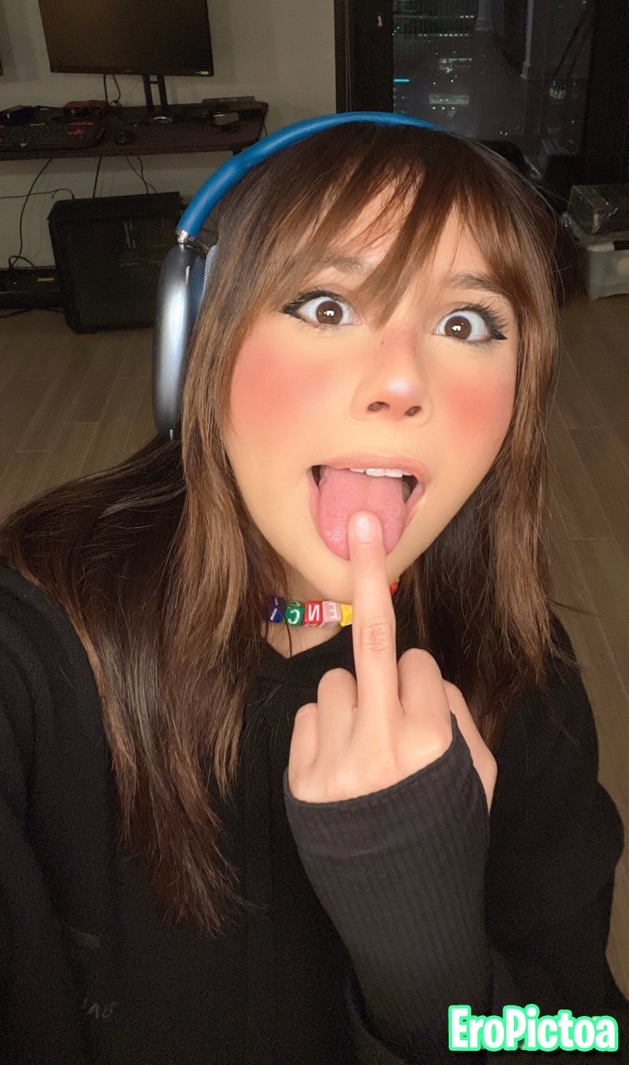 Neeko photo featuring Sexy