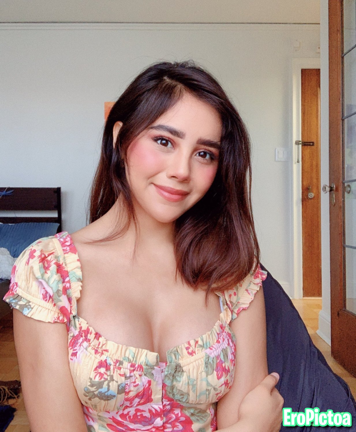 Neeko photo featuring Bikini