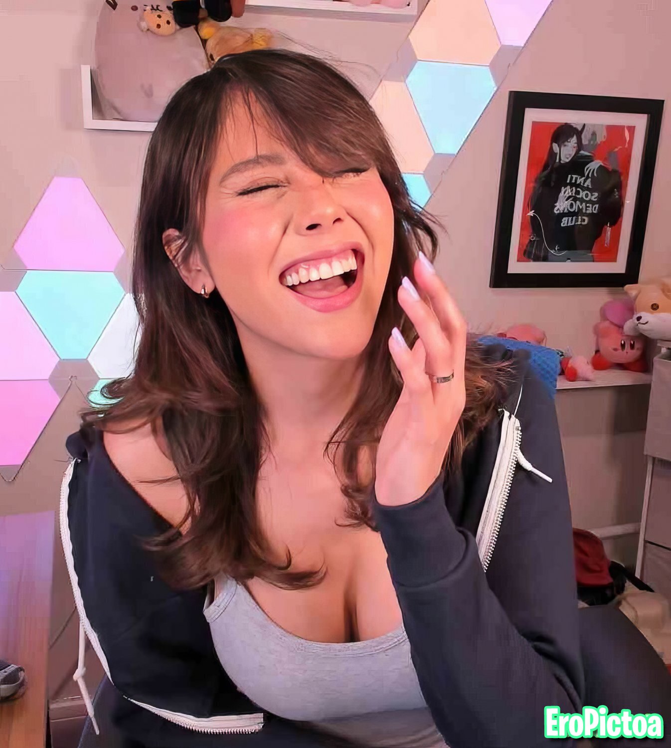 Neeko photo featuring twitch stream
