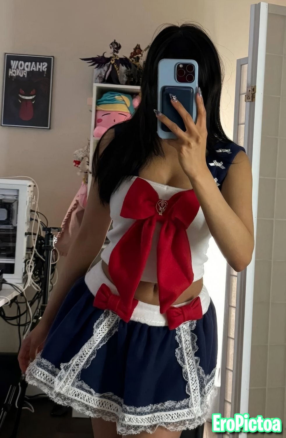 Neeko photo featuring latina