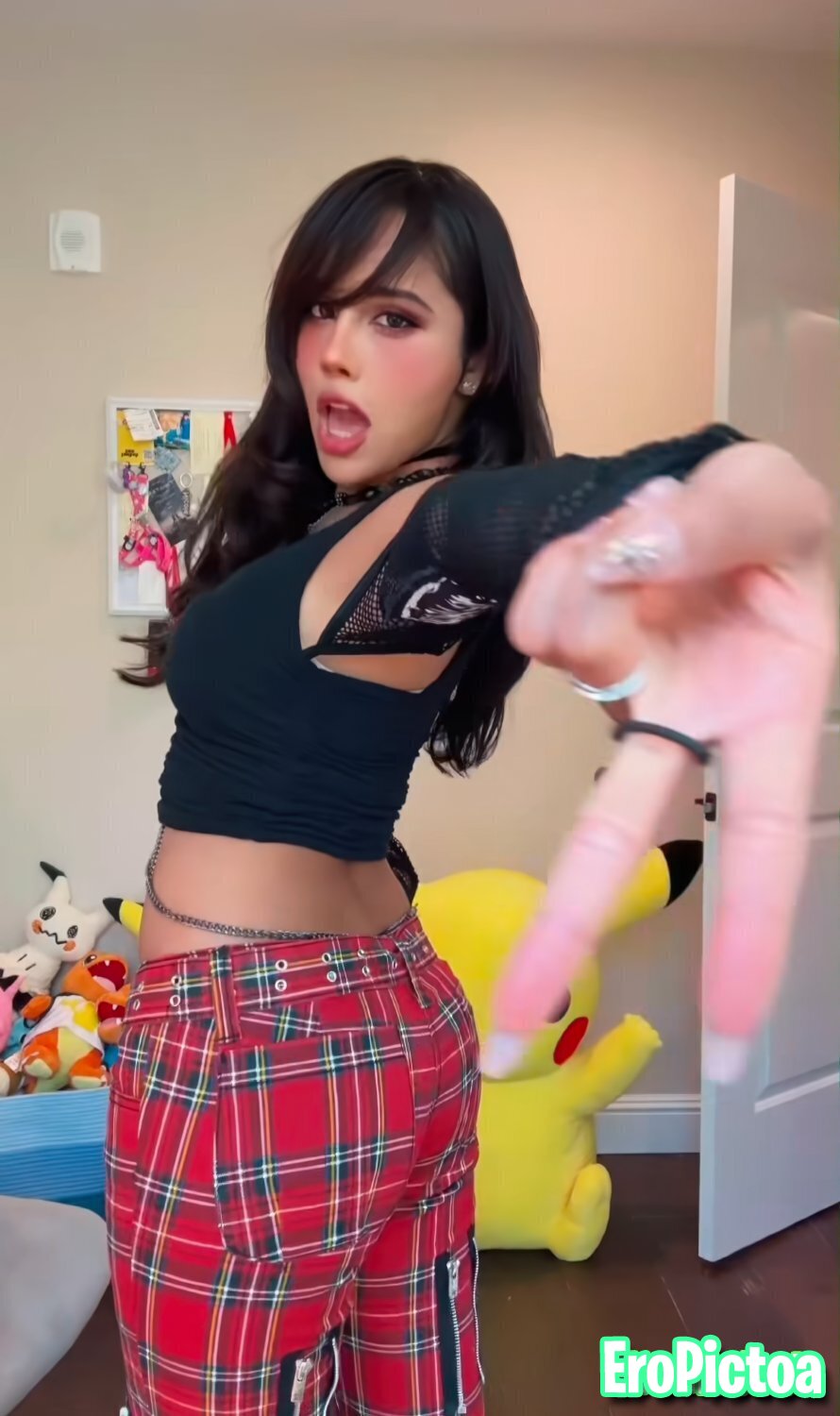 Neeko photo featuring amateur girl