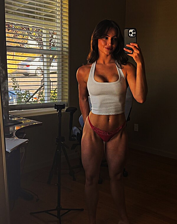 Thumbnail for Time to show off my gym gains