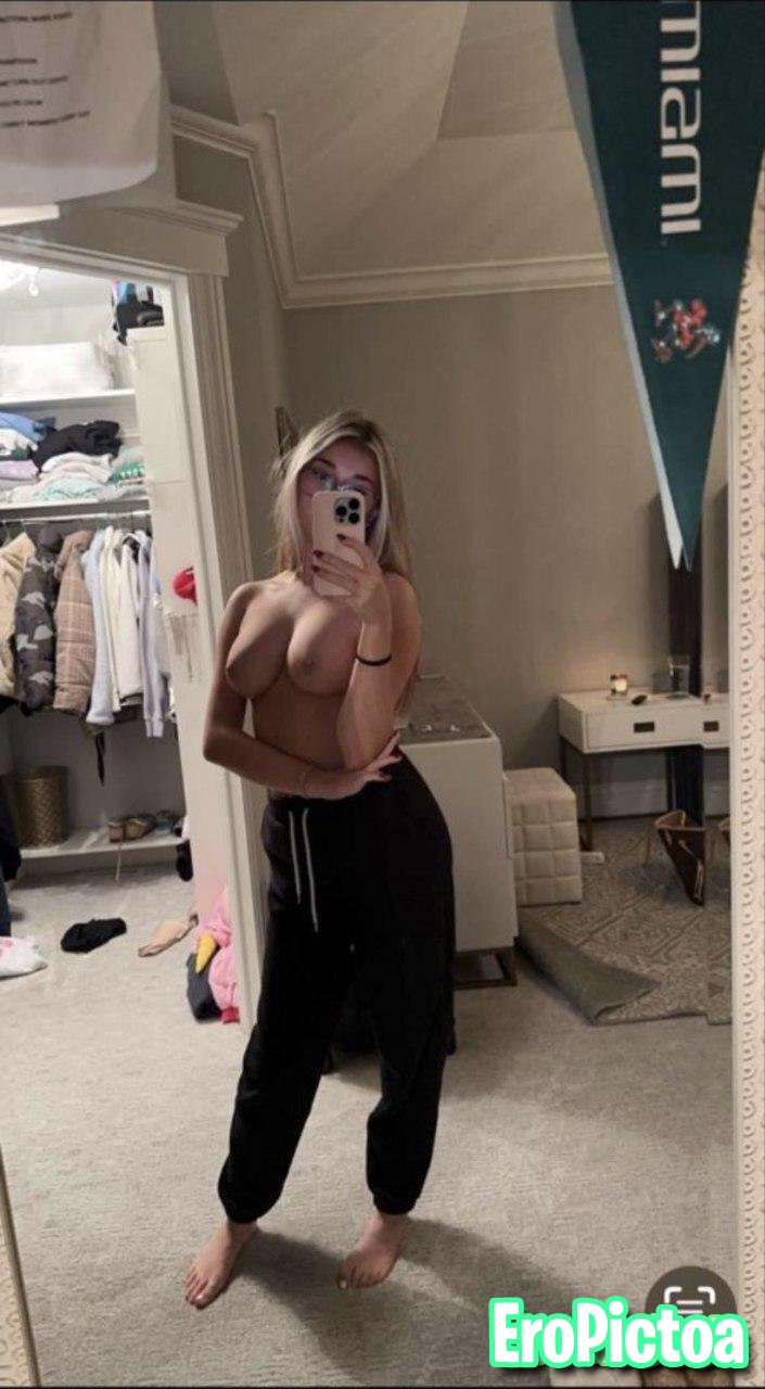 alexiawoods11 photo featuring exposed - Part 8