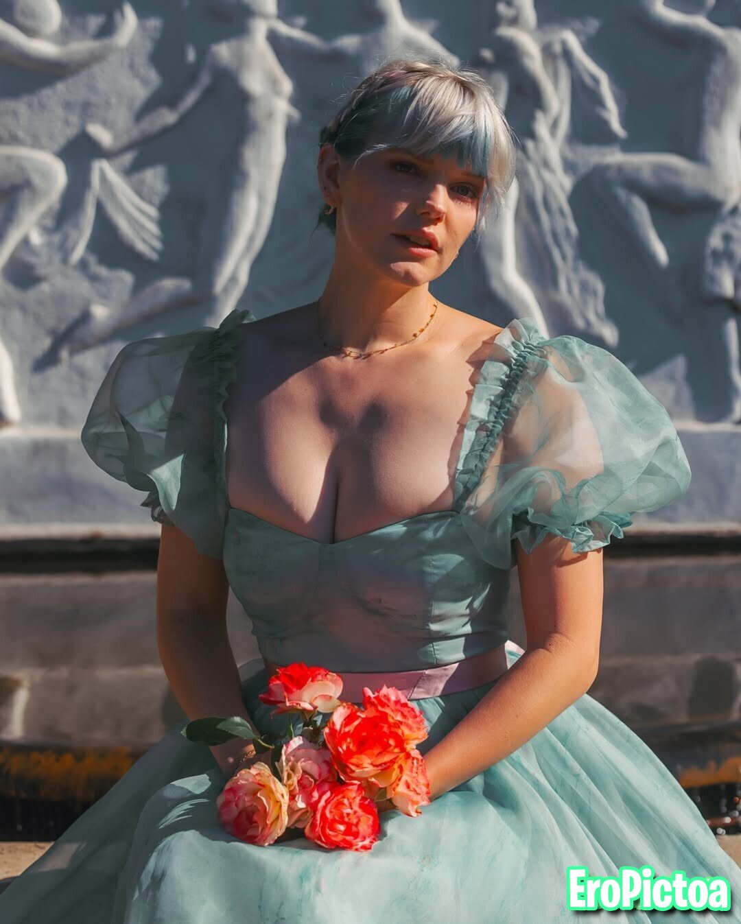 See_Through photo