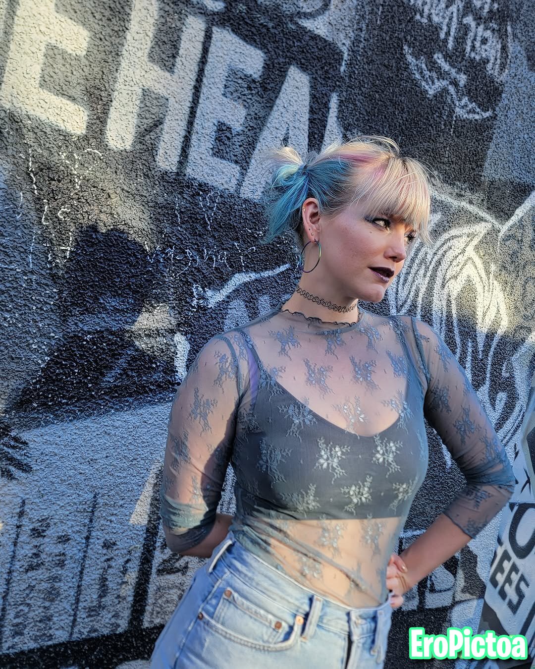 See_Through photo
