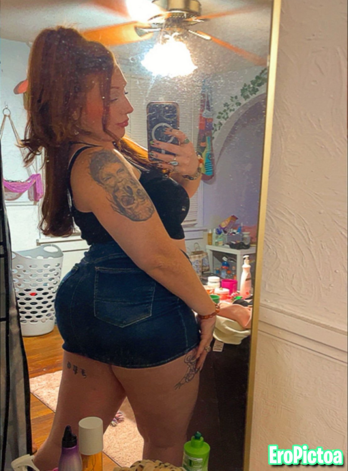 EM secret photo featuring leaked - Part 1