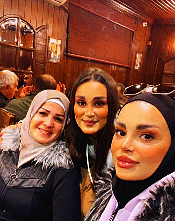 Thumbnail for I want a huge cum trib for my arab muslim ex fiancee ( suzan ) and her family , no nudes