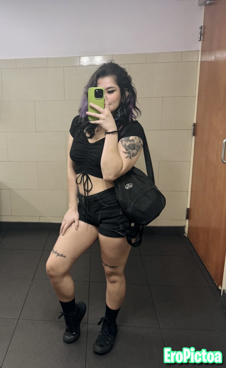 Someone trib this sexy goth slut photo featuring sexy - Part 6
