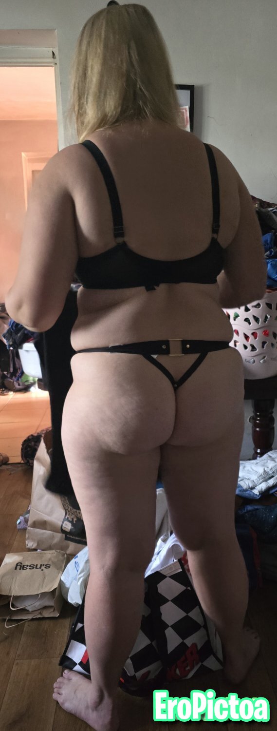 Hidden cam thong ass photo - Part 3