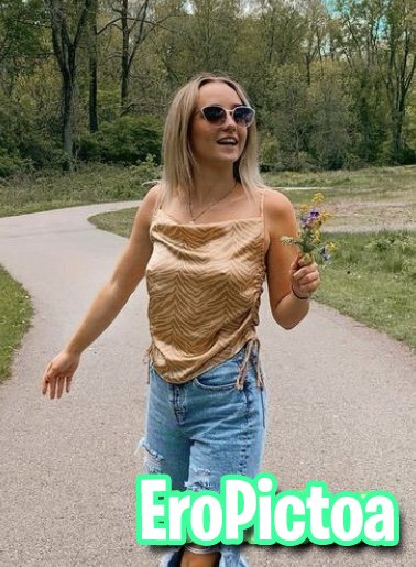 College blonde photo