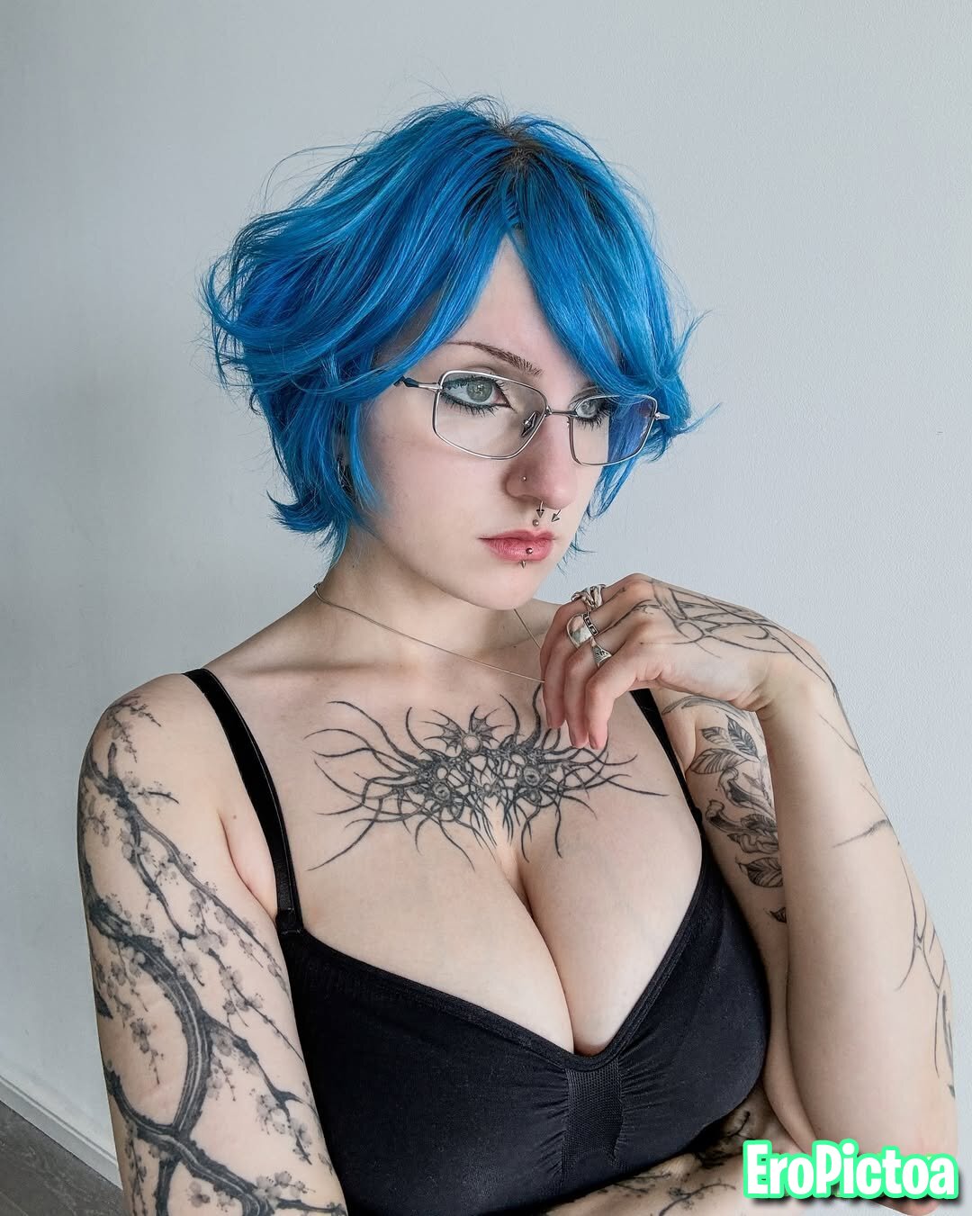 Lyra photo featuring Tiktok Bitch