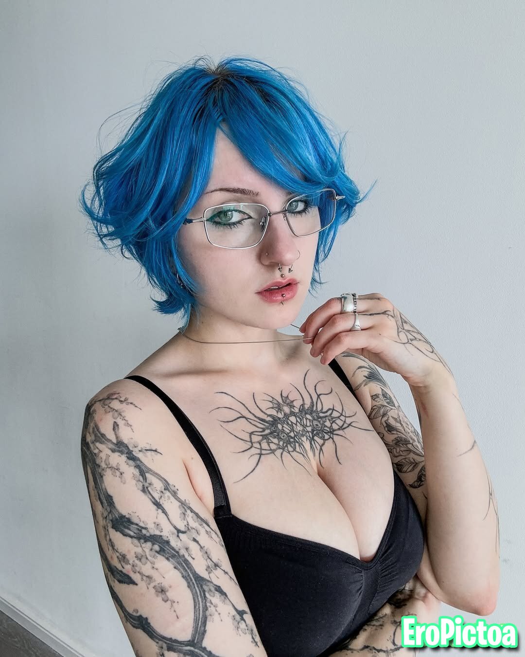 Lyra photo featuring White Tits