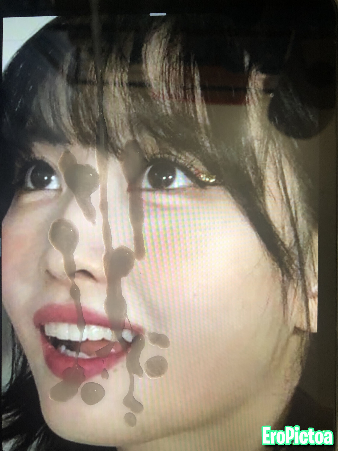 Momo trib + deepfake photo