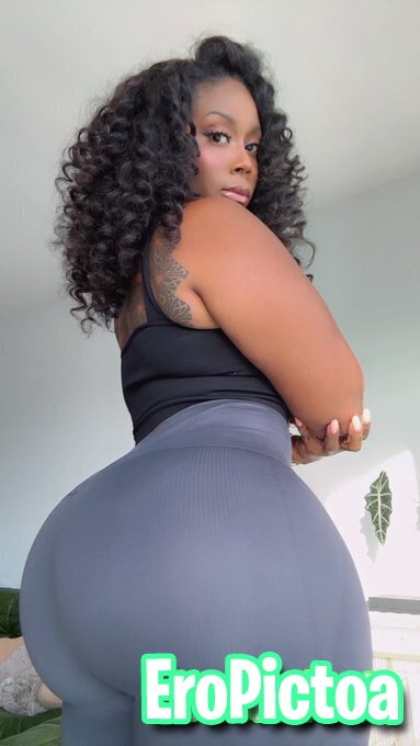 Charlotte L. photo