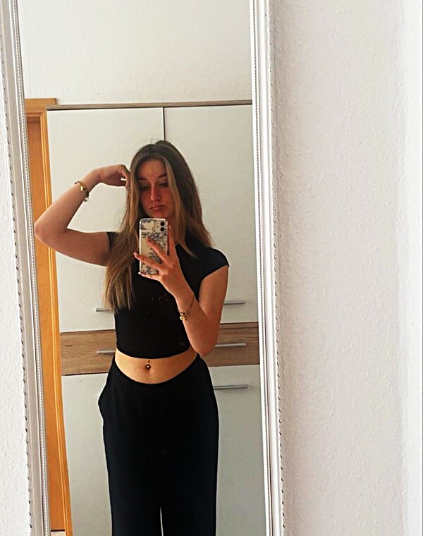 Thumbnail for Heyy can someone cumtribute me pls?