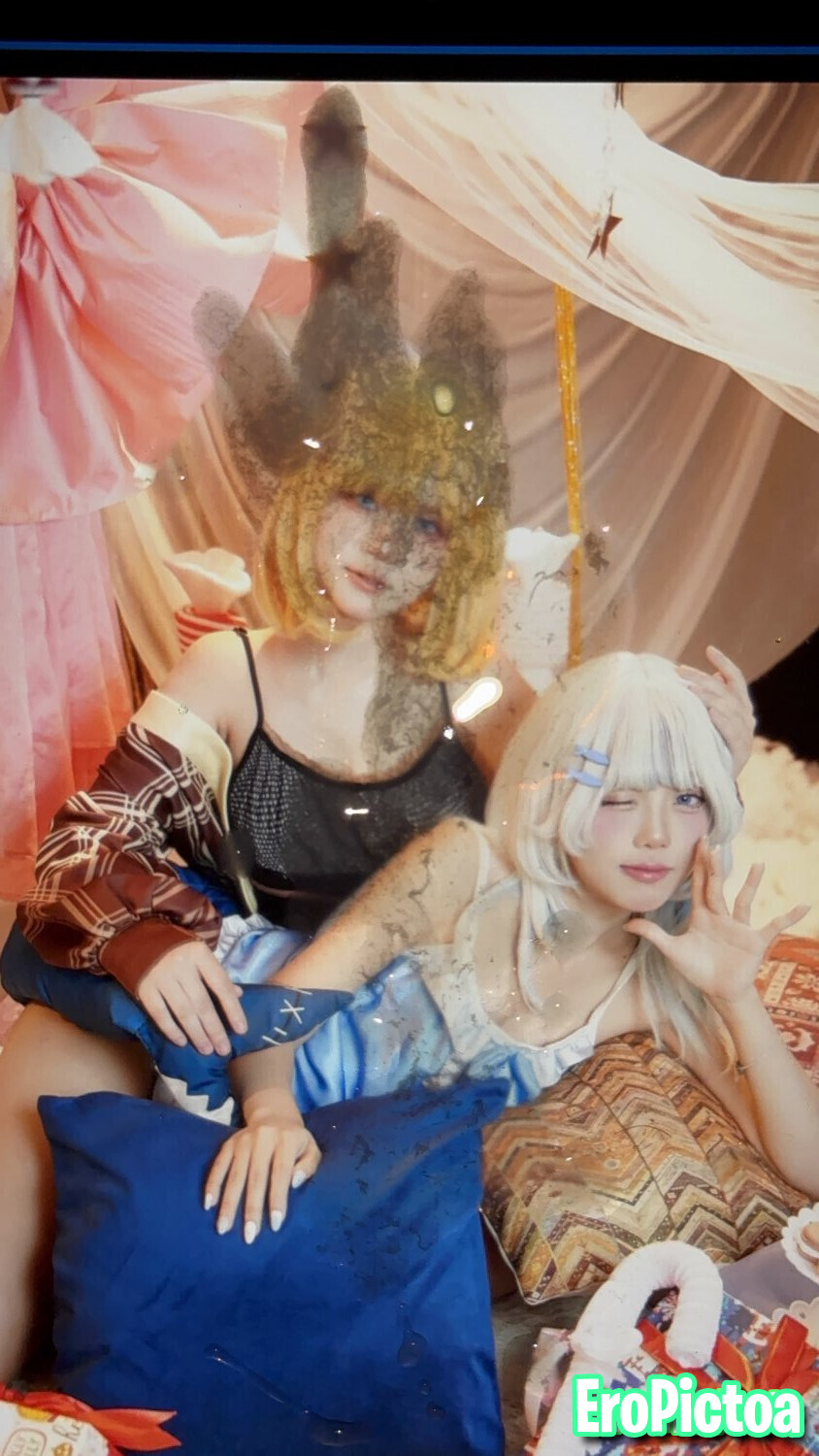 Cumtribute/SOP/Cocktribute Hololive Amelia Waston/Gawr Gura cosplayer photo featuring Cosplayer - Part 5