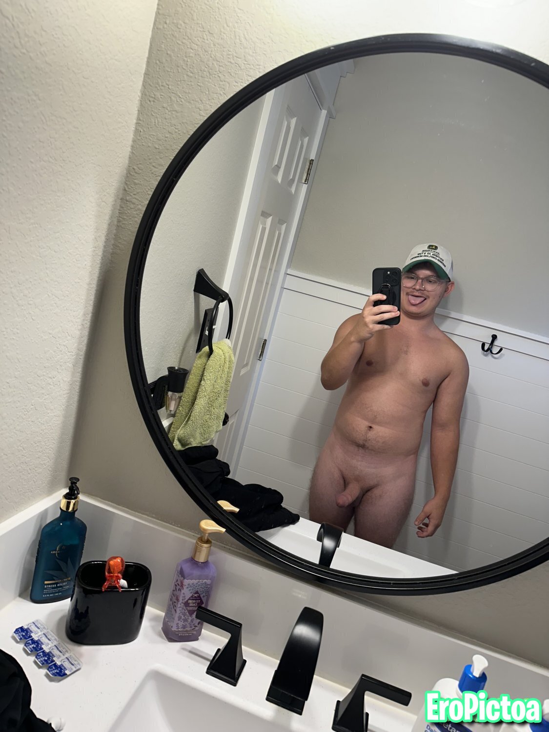 Mirror Pics photo featuring White Cock - Part 1