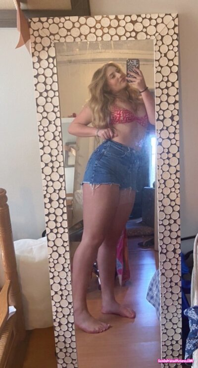 Thumbnail for Irl busty