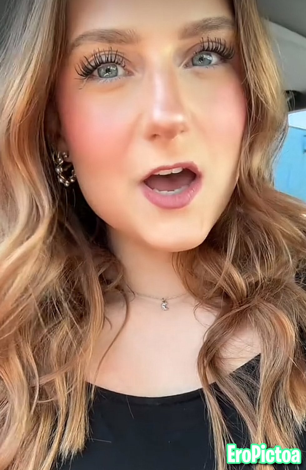 Irl busty photo featuring sexy - Part 4 Irl busty photo featuring sexy - Part 4