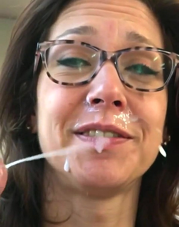 Thumbnail for MILF AI CUM FACIAL
