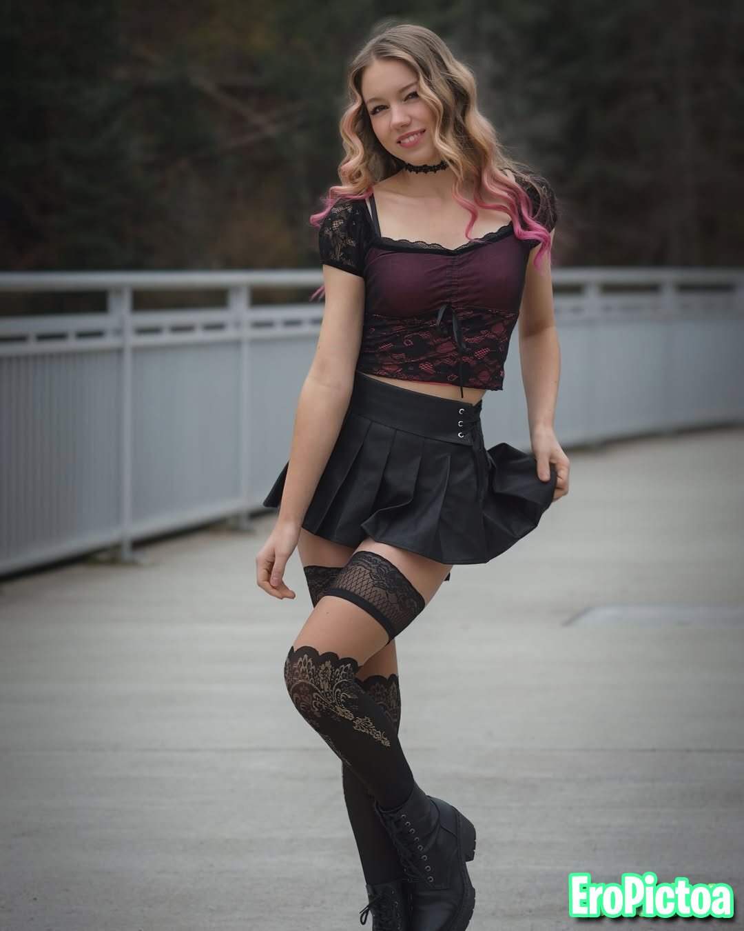 Twitch Streamerin Sophelyy photo featuring twitch streamerin dance german - Part 9