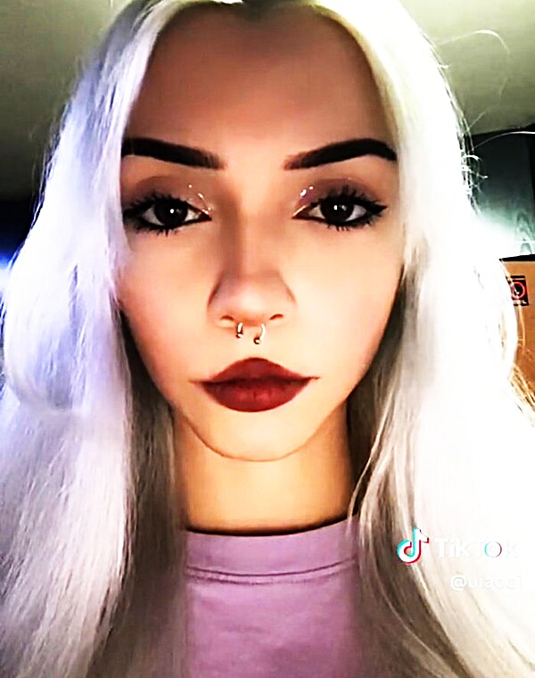Thumbnail for Ai generated deep throat of twitch streamer