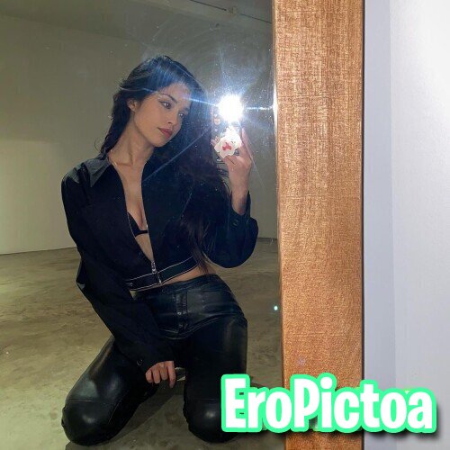 Twitch y photo featuring YouTube - Part 40