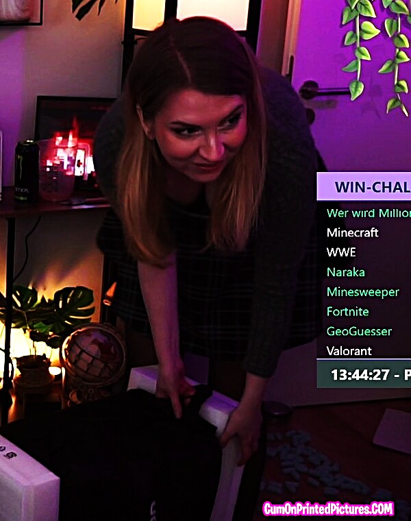 Thumbnail for German Streamer