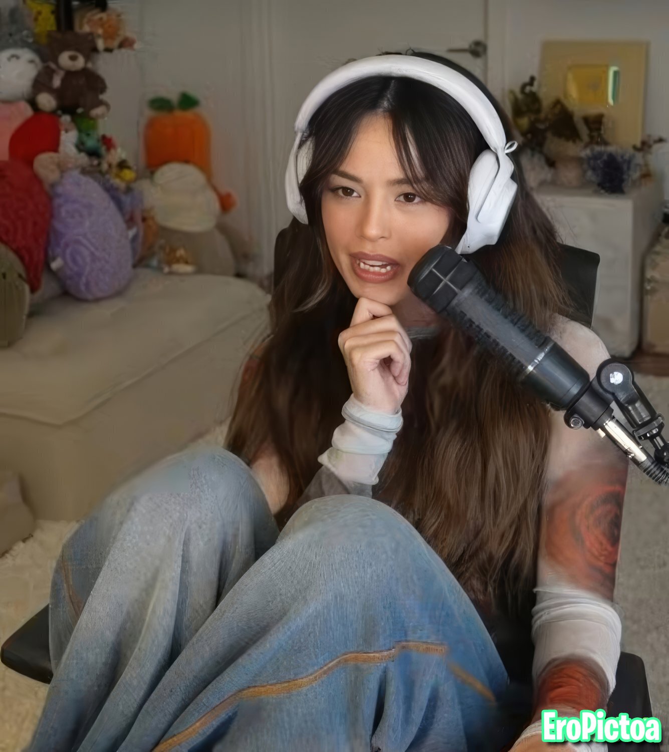 Rae [18] photo featuring brunette - Part 18