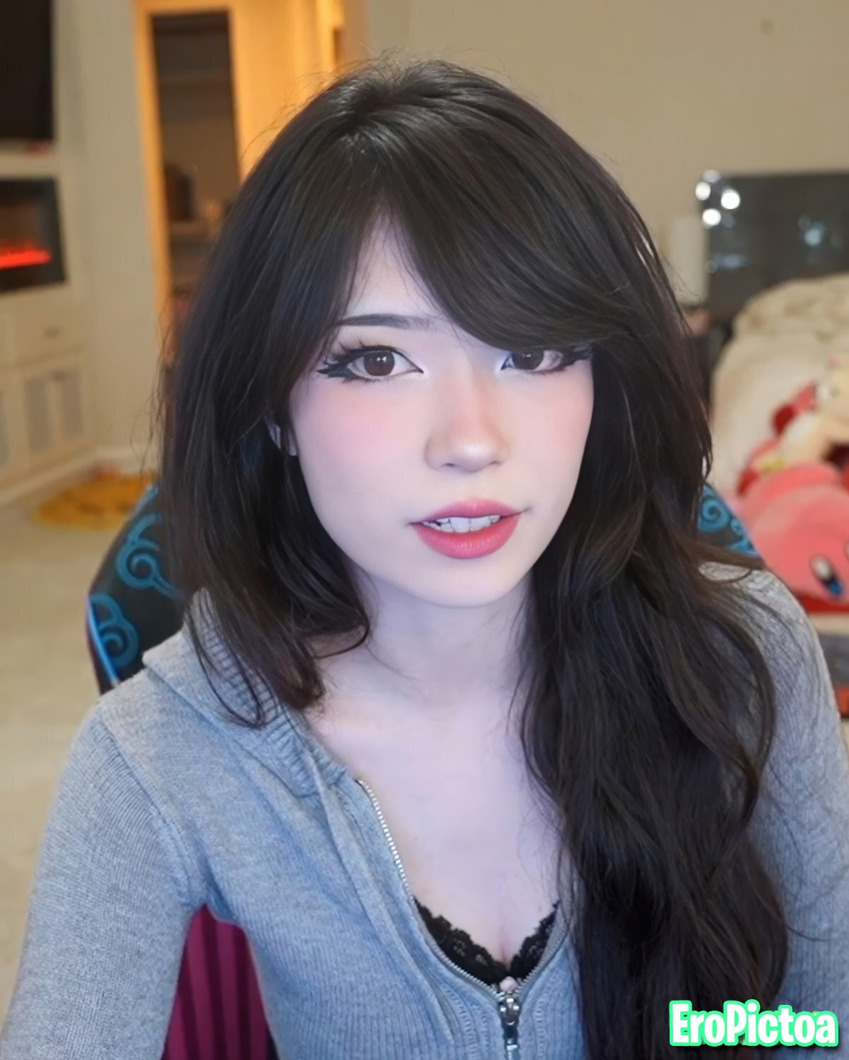 Emi [9] photo featuring perky - Part 9