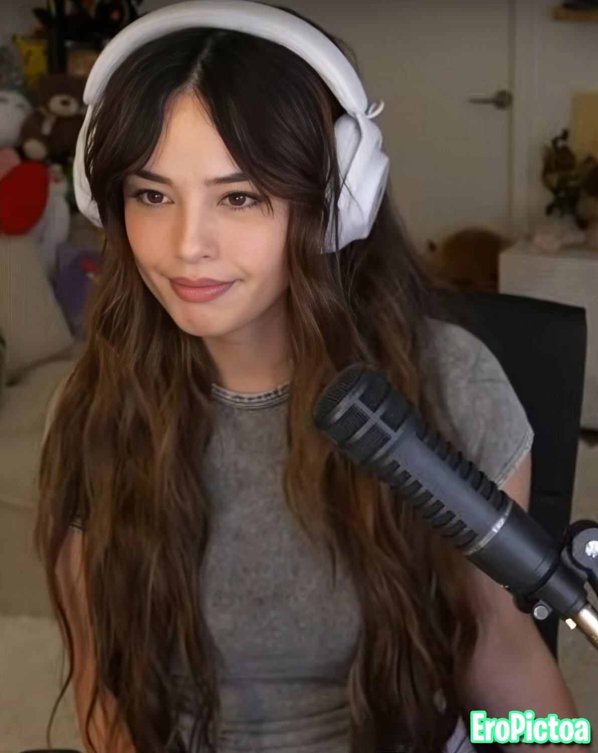 Rae [17] photo featuring amateur