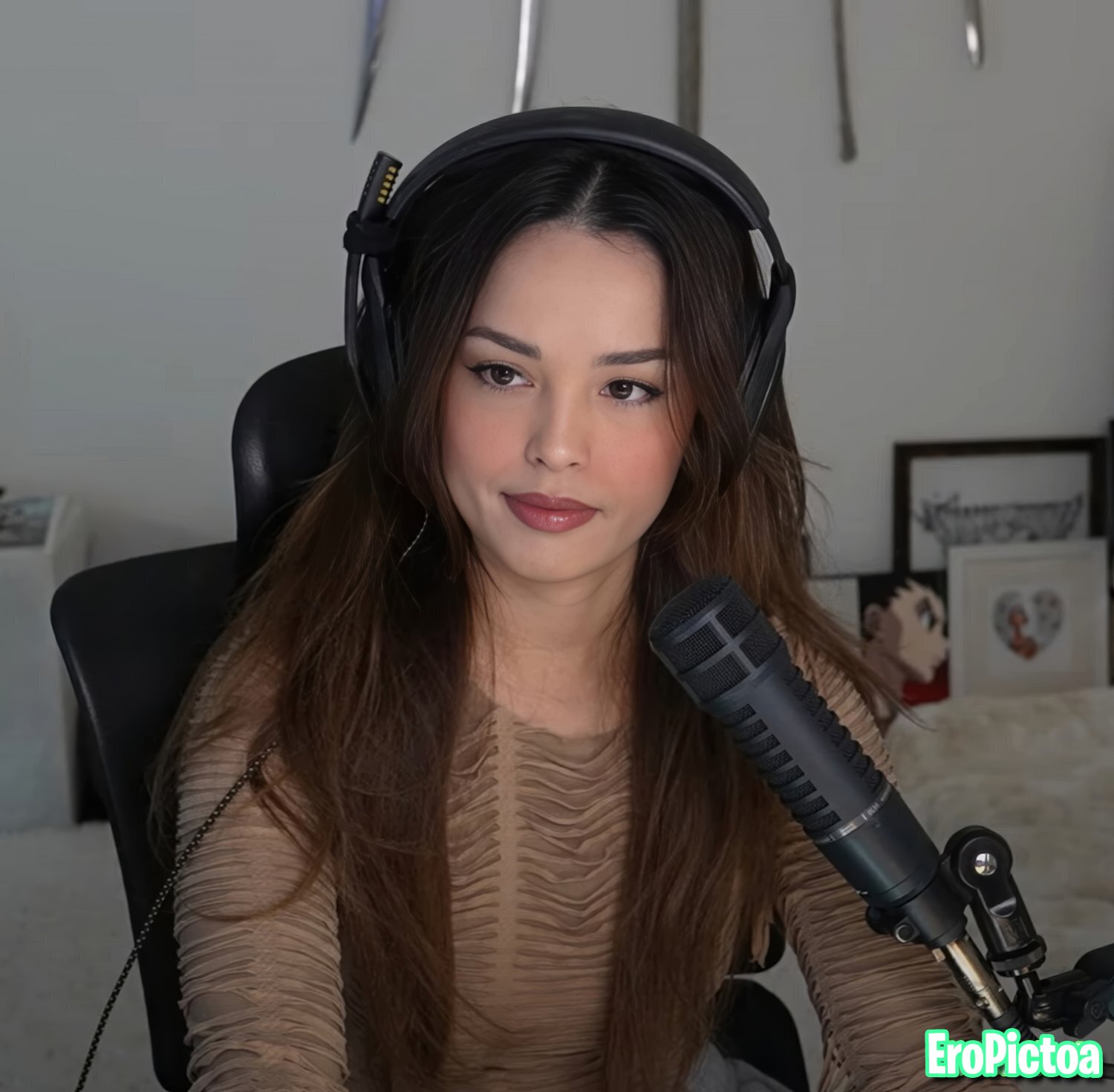 Rae [17] photo featuring influencer