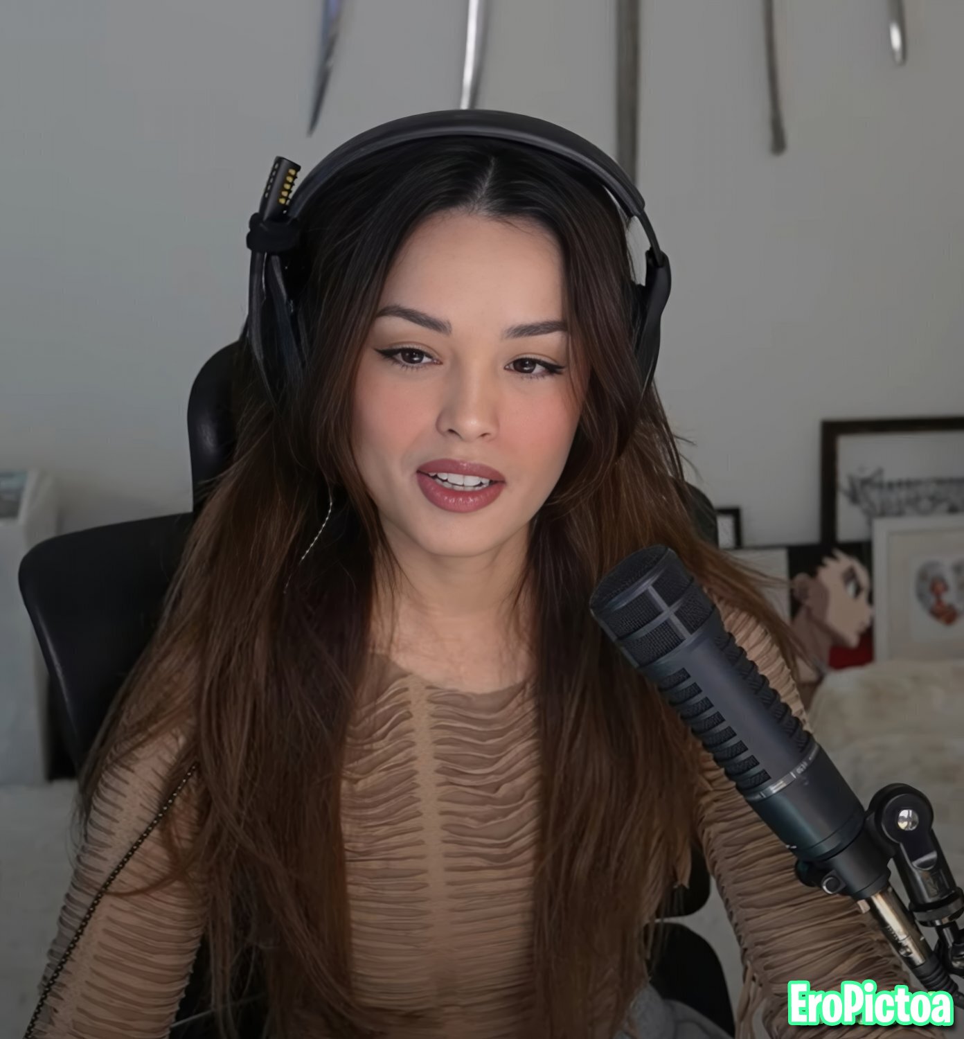 Rae [17] photo featuring twitch streamer