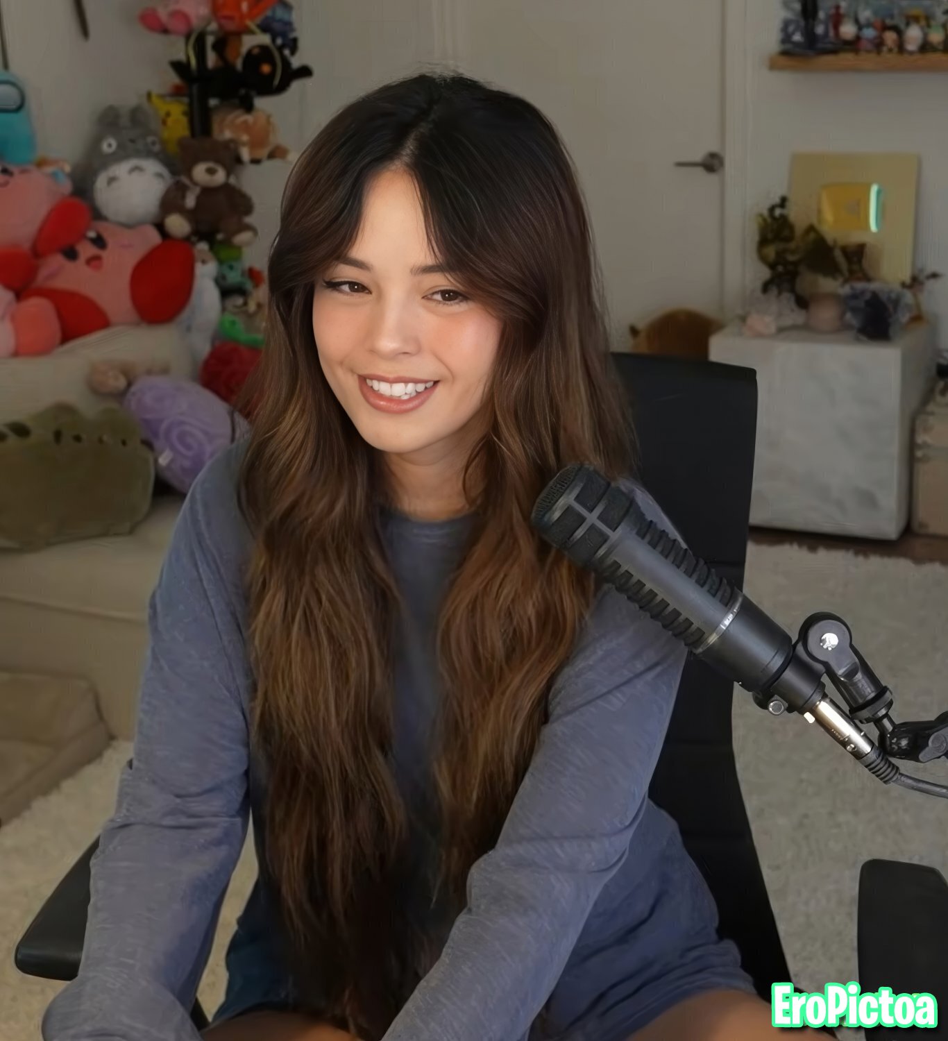 Rae [17] photo featuring mixed asian